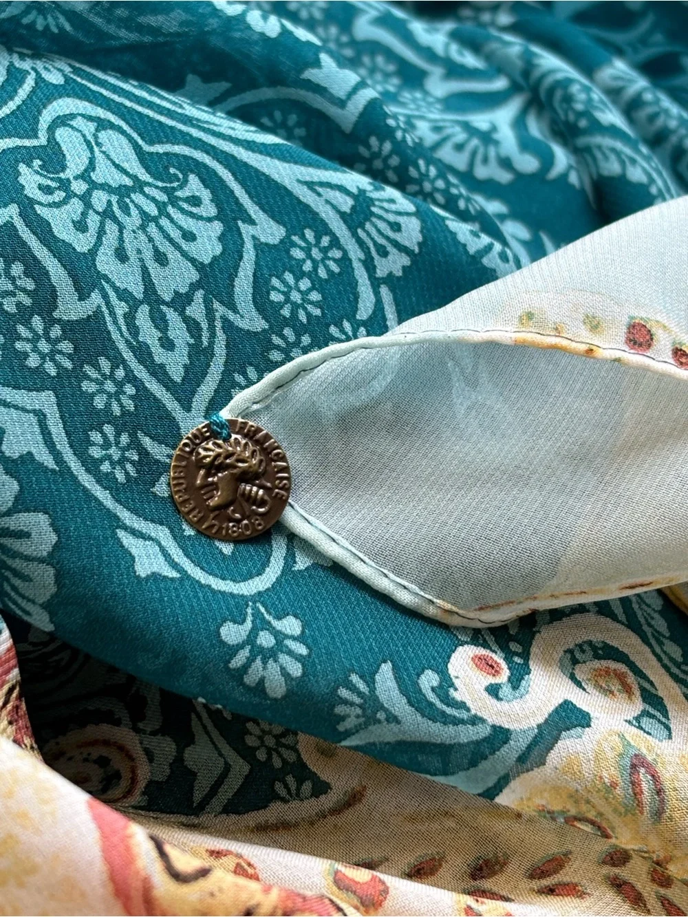 CHICOS lightweight PRINT SCARF coin details TEAL IVORY floral